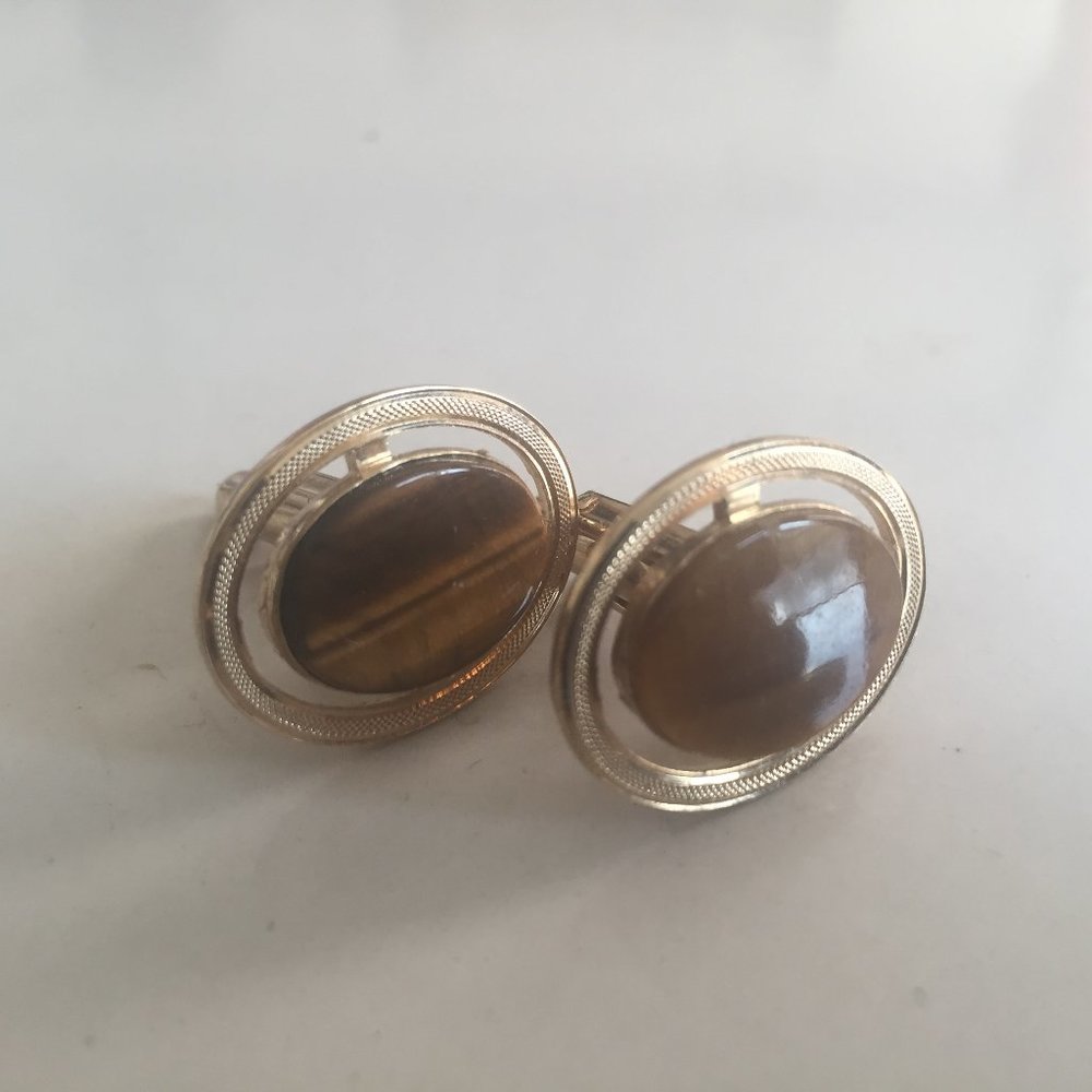 Vintage gold & Tiger Eye cuff links